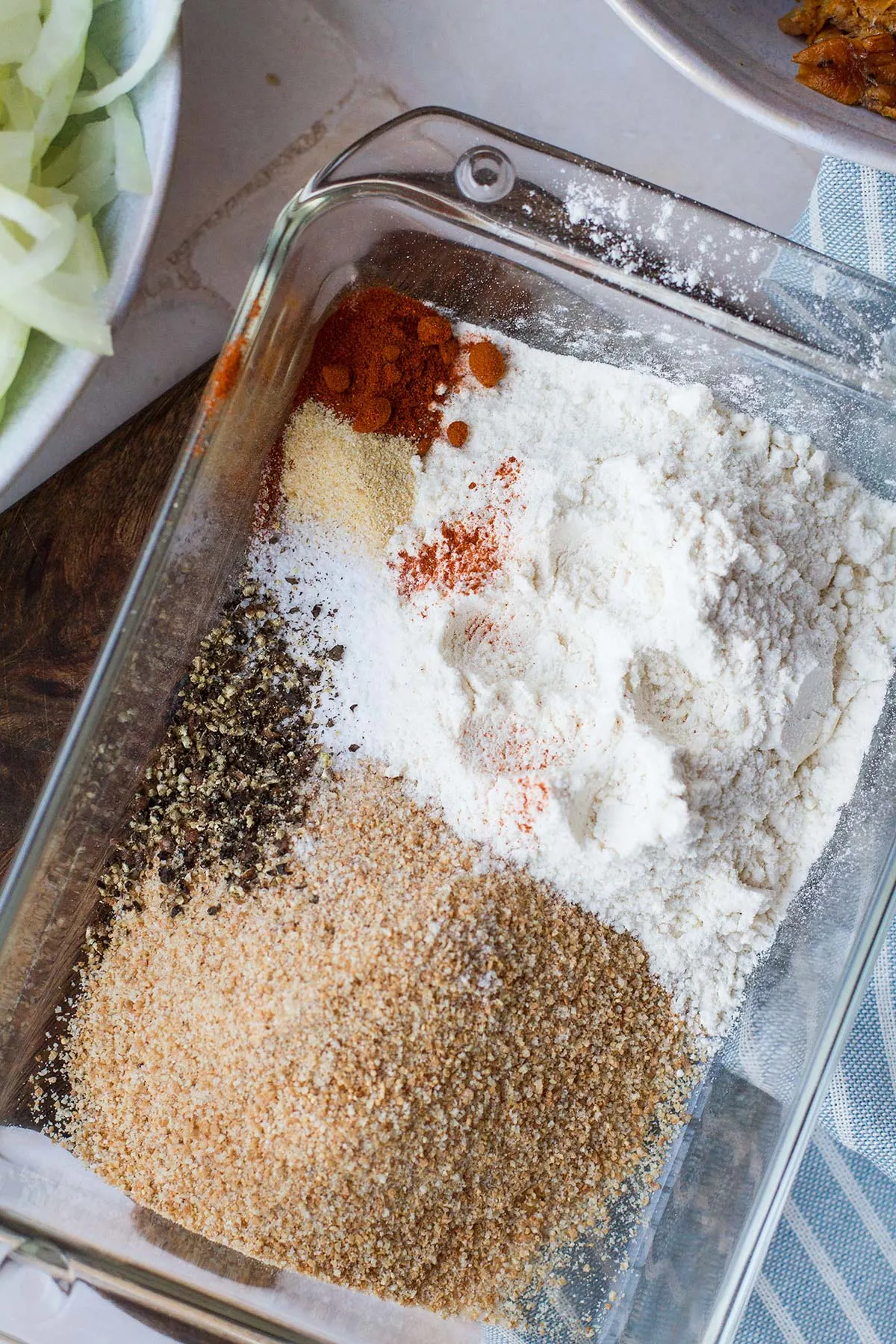 The ingredients for the breading: flour, spices and breadcrumbs.